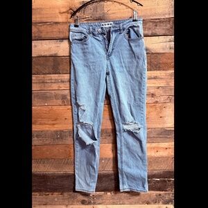 SONG Jeans